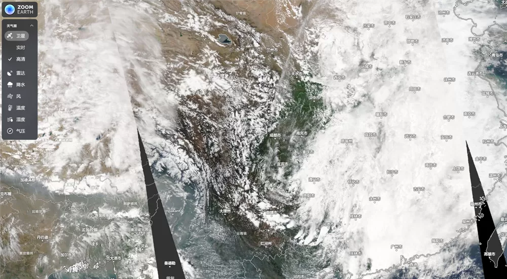 网站推荐:Zoom Earth天气图、实时风暴跟踪器